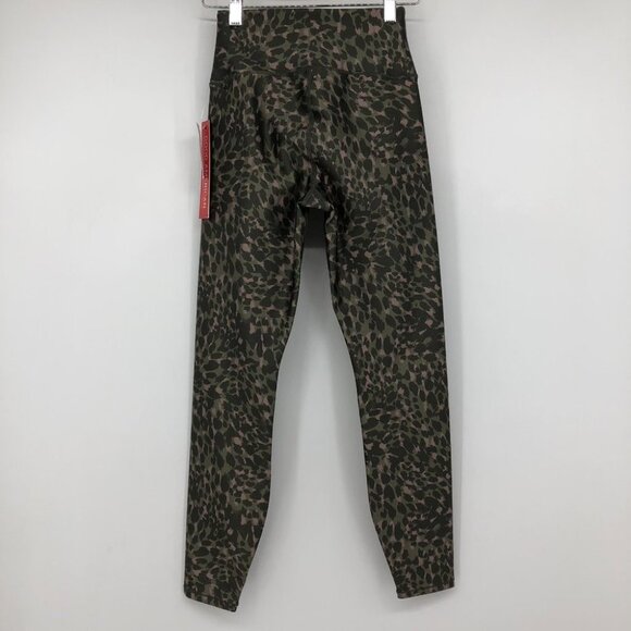NWT  Good American The Ferocious Legging Green Pink Leopard Print Athletic XS - Picture 4 of 16